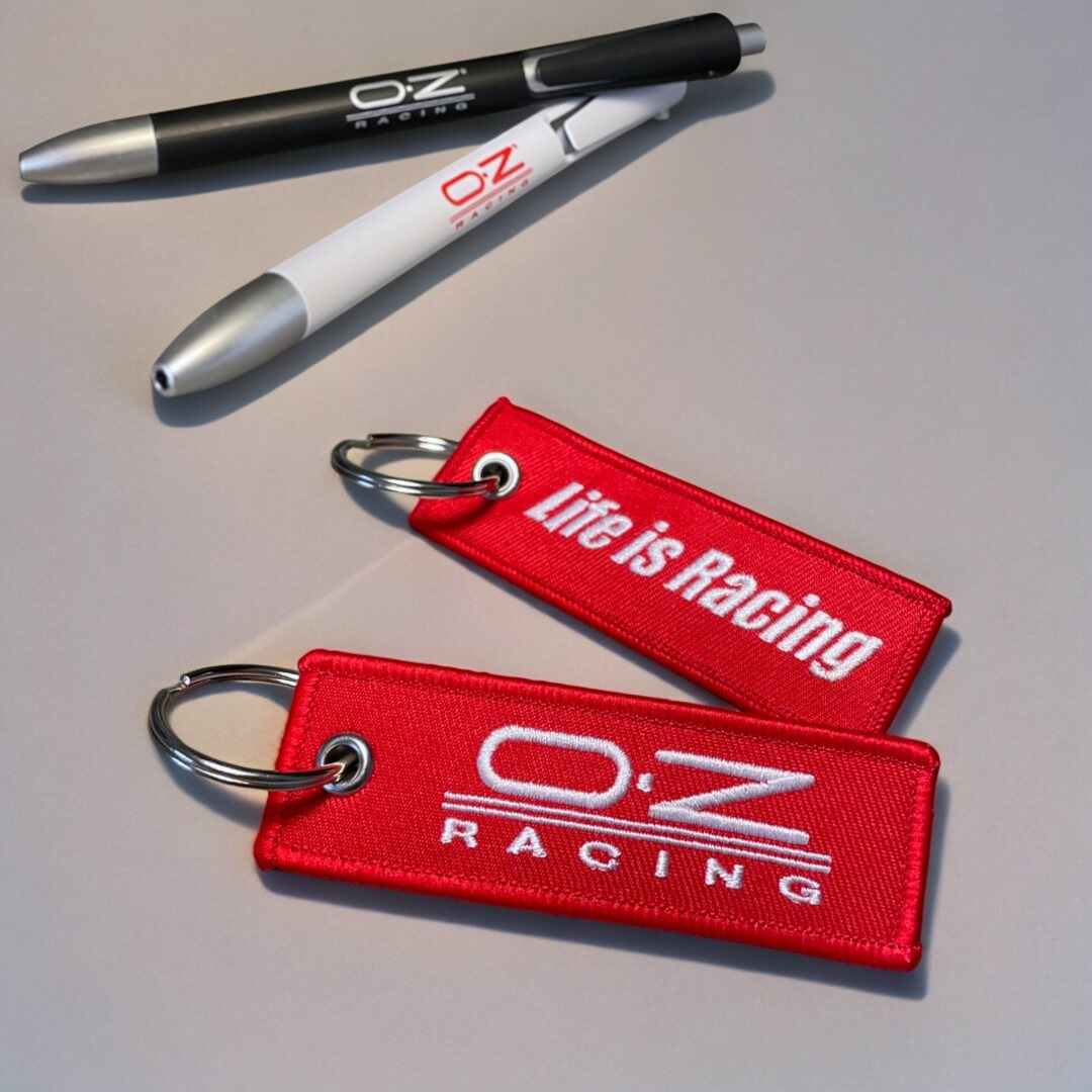 OZ Life is Racing key ring